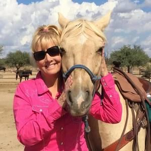 Meet your Posher, Carey